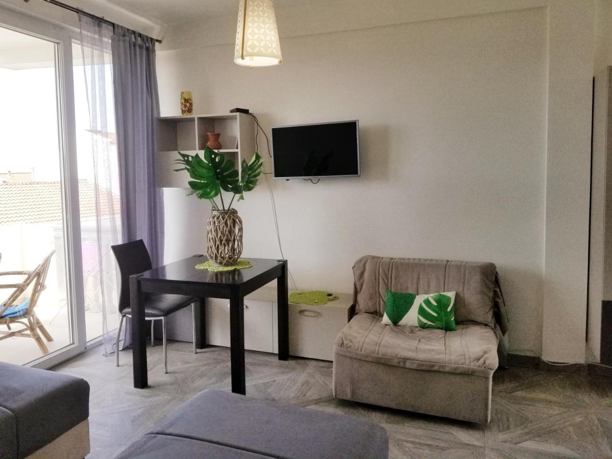 Aparthotel Monterria Бар Екстер'єр фото