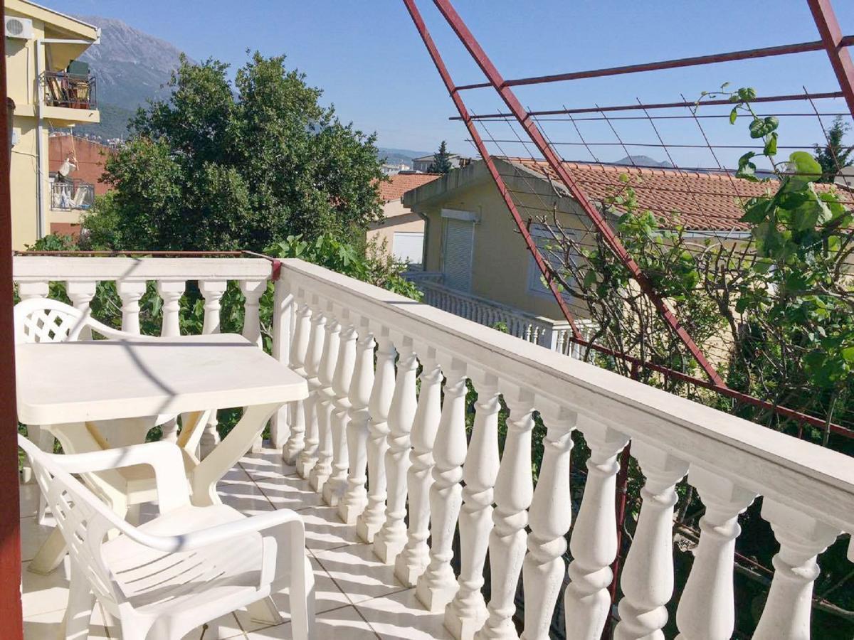 Aparthotel Monterria Бар Екстер'єр фото