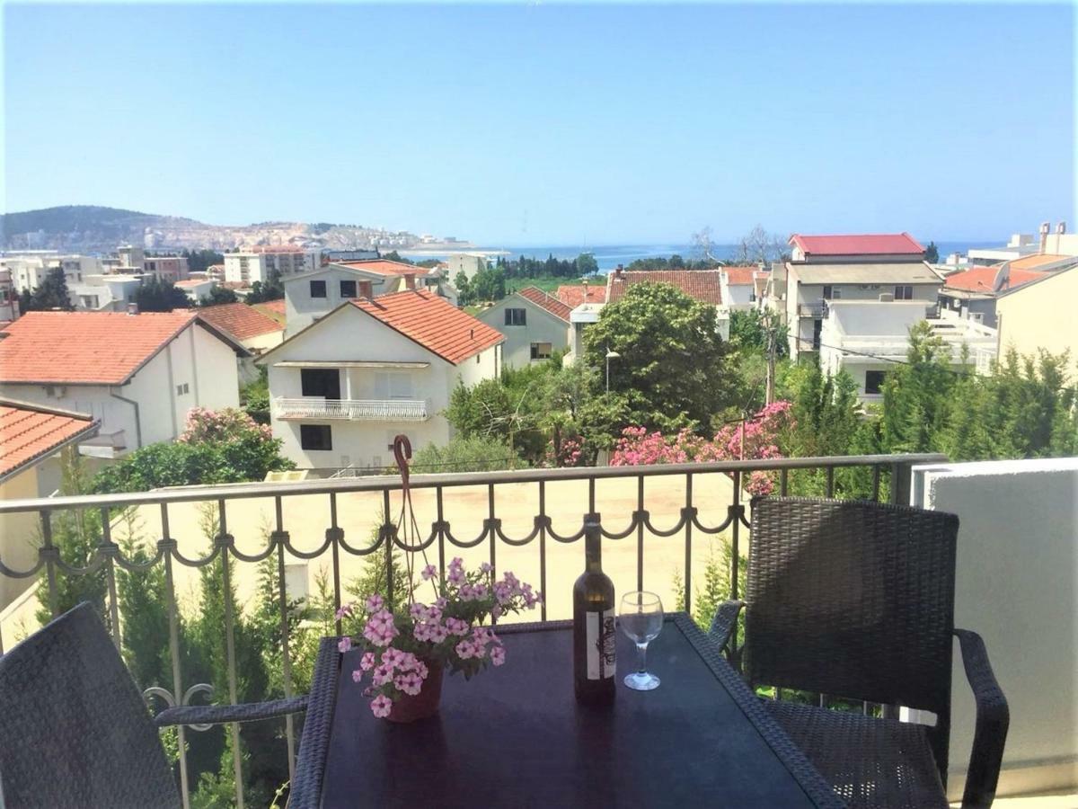 Aparthotel Monterria Бар Екстер'єр фото