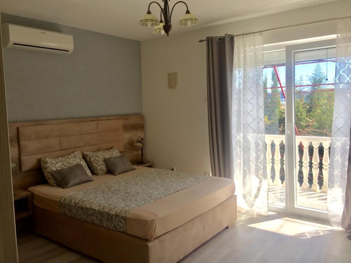 Aparthotel Monterria Бар Екстер'єр фото